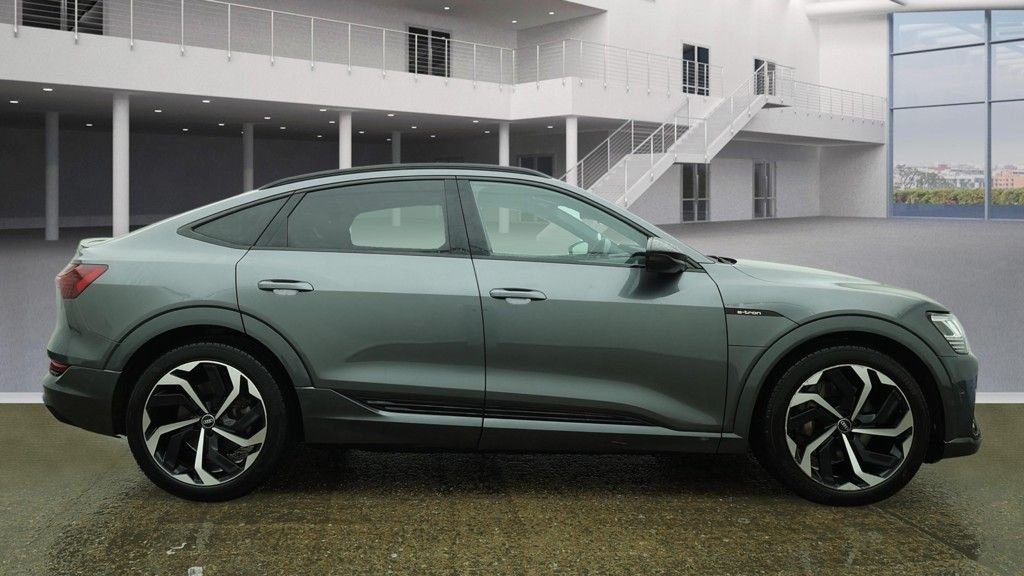 Used Audi e-tron 2021 for sale - 77748556: Photo 9