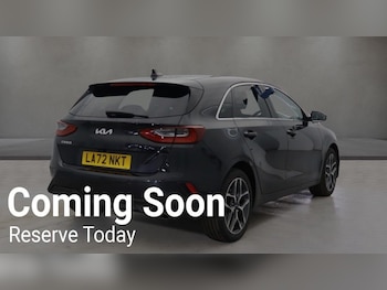 Used Kia Ceed 2022 for sale - 77953136: Photo