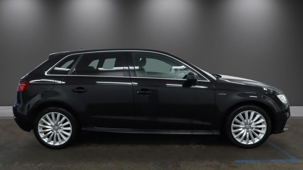 Used Audi A3 2018 for sale - 78022028: Photo 5