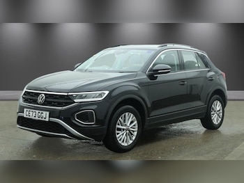 Used Volkswagen T-Roc 2023 for sale - 78828732: Photo