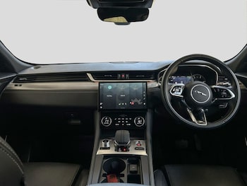 Used Jaguar F-Pace 2022 for sale - 79539207: Photo