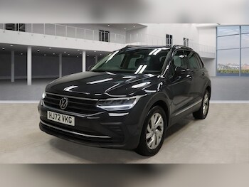 Used Volkswagen Tiguan 2022 for sale - 77667155: Photo