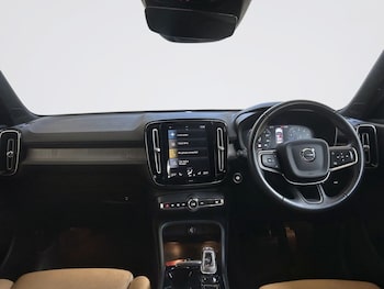 Used Volvo XC40 2020 for sale - 79598236: Photo