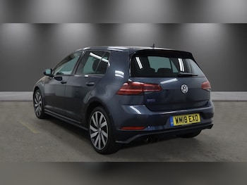 Used Volkswagen Golf 2018 for sale - 78257097: Photo