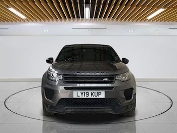 Used Land Rover Discovery Sport 2019 for sale - 78016931: Photo