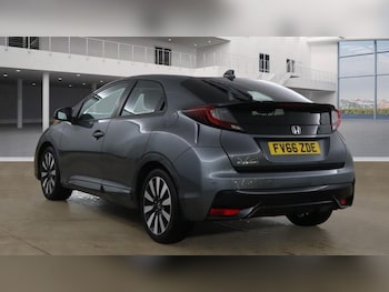 Used Honda Civic 2017 for sale - 75742562: Photo