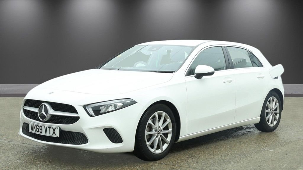 Used Mercedes-Benz A-Class 2019 for sale - 78134078: Photo 2