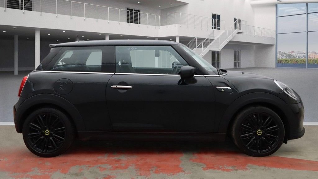 Used MINI Hatch 2023 for sale - 77332983: Photo 11