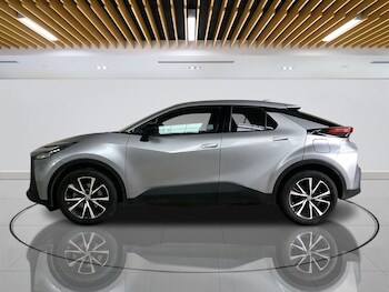 Used Toyota C-HR 2024 for sale - 77263342: Photo