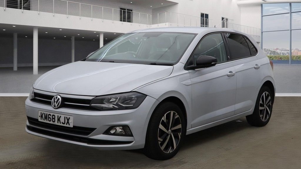Used Volkswagen Polo 2018 for sale - 76389850: Photo 2