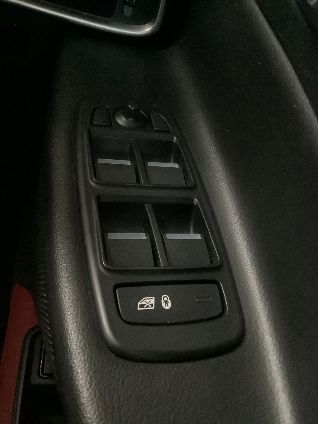 Used Jaguar XE 2017 for sale - 77927238: Photo 25