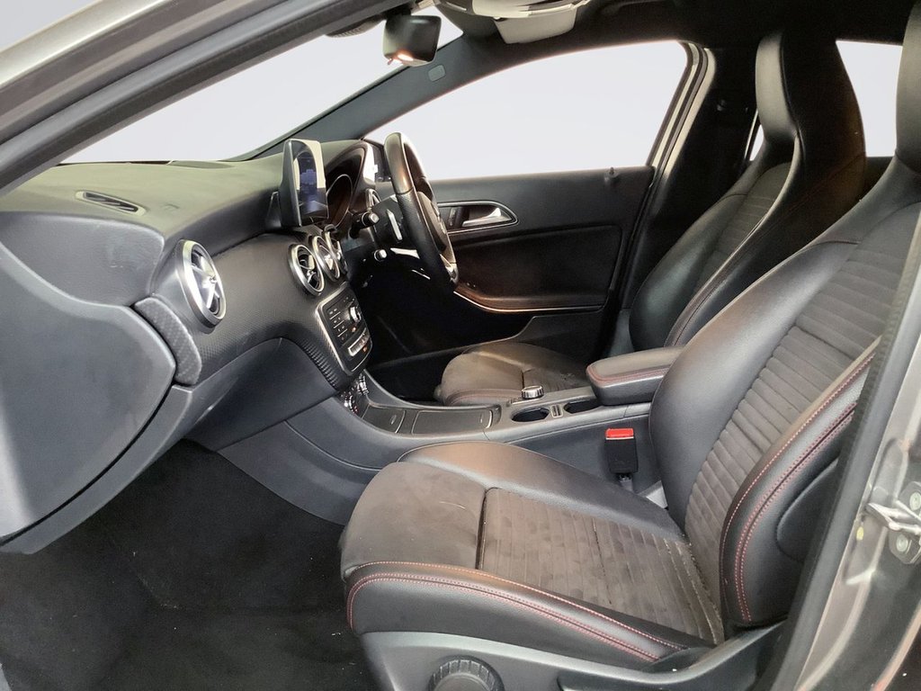 Used Mercedes-Benz A-Class 2018 for sale - 77981474: Photo 12