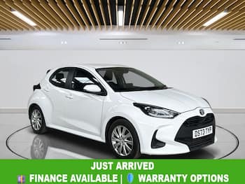 Used Toyota Yaris 2024 for sale - 79598286: Photo