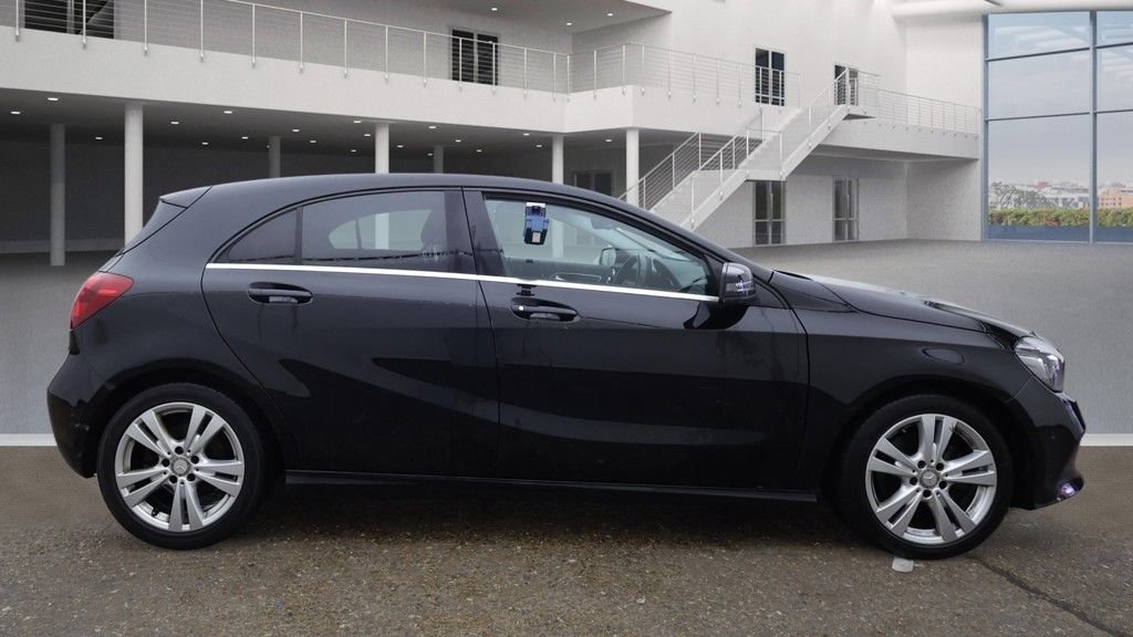 Used Mercedes-Benz A-Class 2017 for sale - 76977465: Photo 11