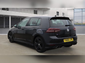 Used Volkswagen Golf 2016 for sale - 76430292: Photo