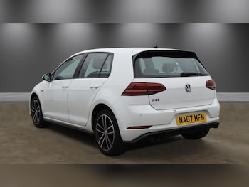 Used Volkswagen Golf 2017 for sale - 79245006: Photo