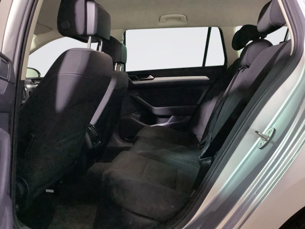 Used Volkswagen Passat 2019 for sale - 76469679: Photo 13