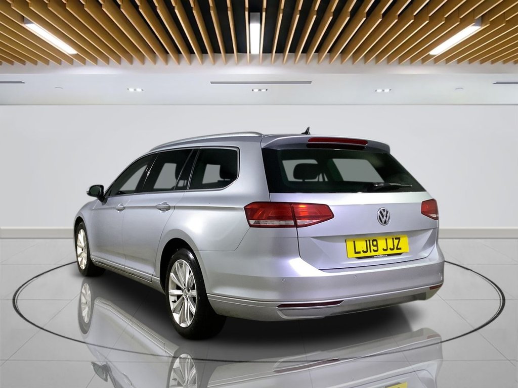 Used Volkswagen Passat 2019 for sale - 76469679: Photo 6