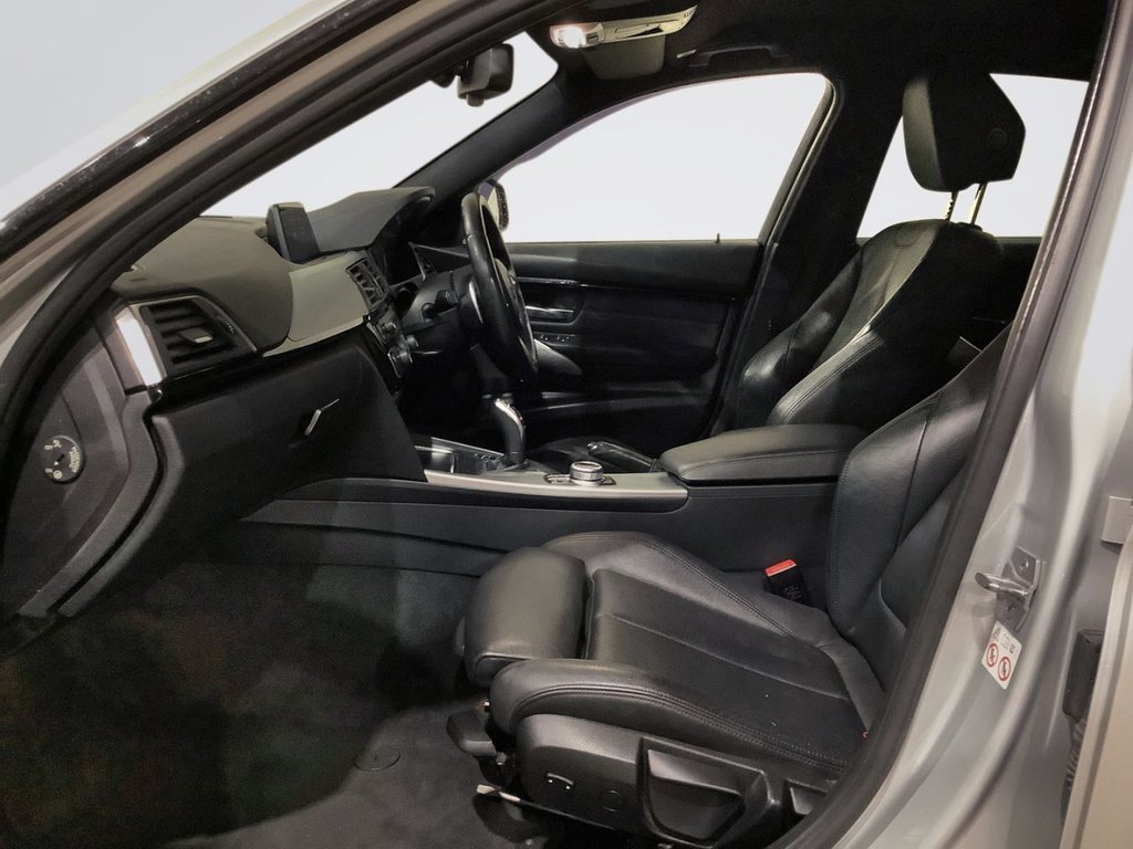 Used BMW 3 Series 2019 for sale - 77199930: Photo 16