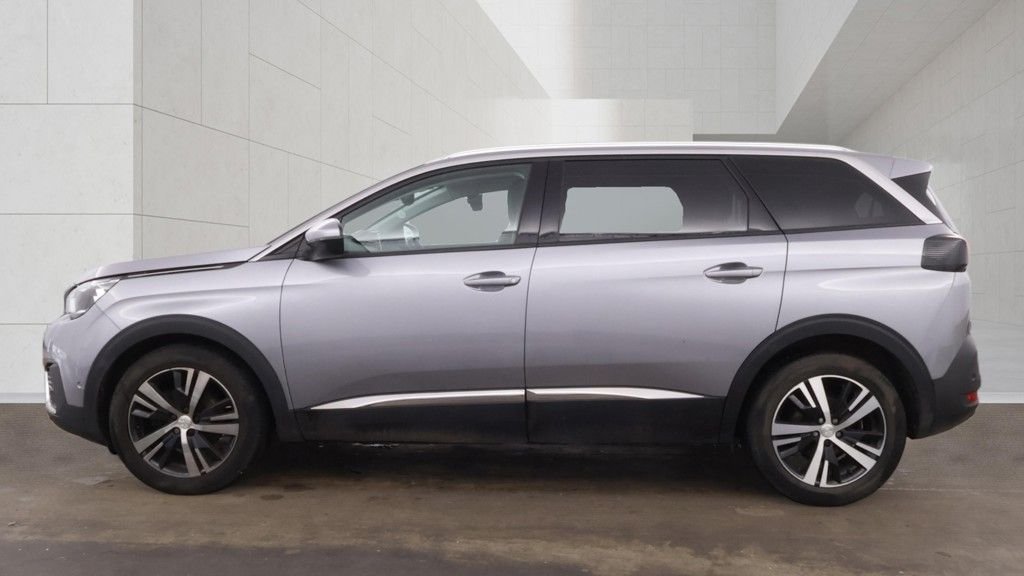 Used Peugeot 5008 2020 for sale - 78111000: Photo 6