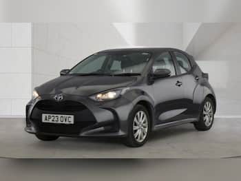 Used Toyota Yaris 2023 for sale - 79723115: Photo
