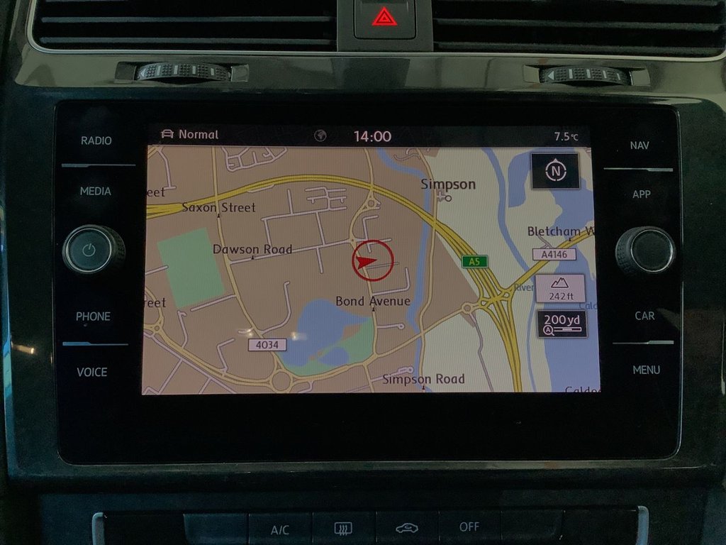 Used Volkswagen Golf 2018 for sale - 77706192: Photo 15