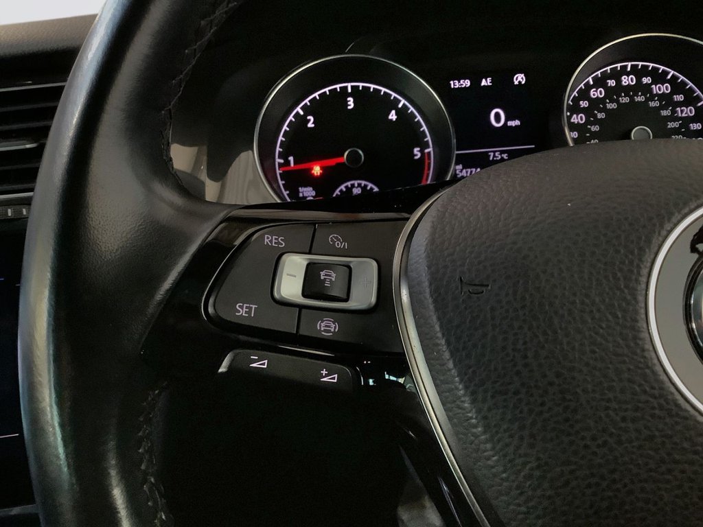 Used Volkswagen Golf 2018 for sale - 77706192: Photo 21