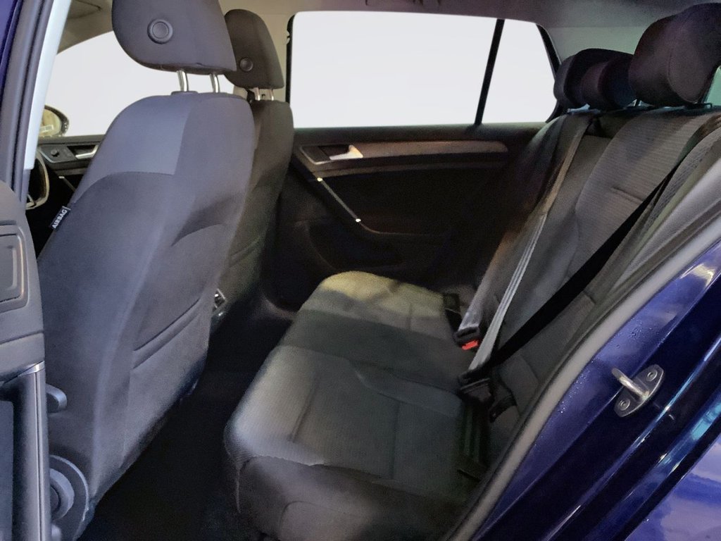 Used Volkswagen Golf 2018 for sale - 77706192: Photo 23