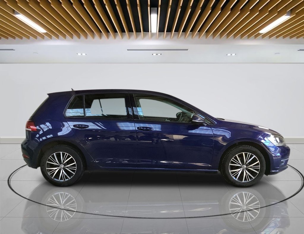 Used Volkswagen Golf 2018 for sale - 77706192: Photo 9