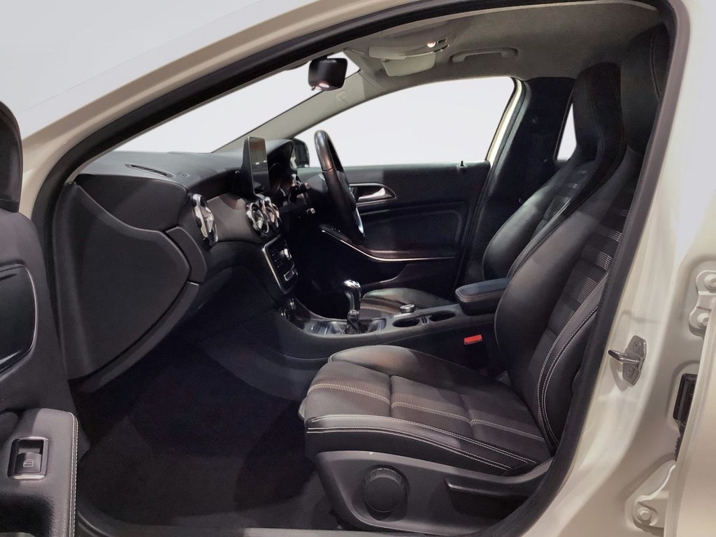 Used Mercedes-Benz GLA 2018 for sale - 77049108: Photo 10