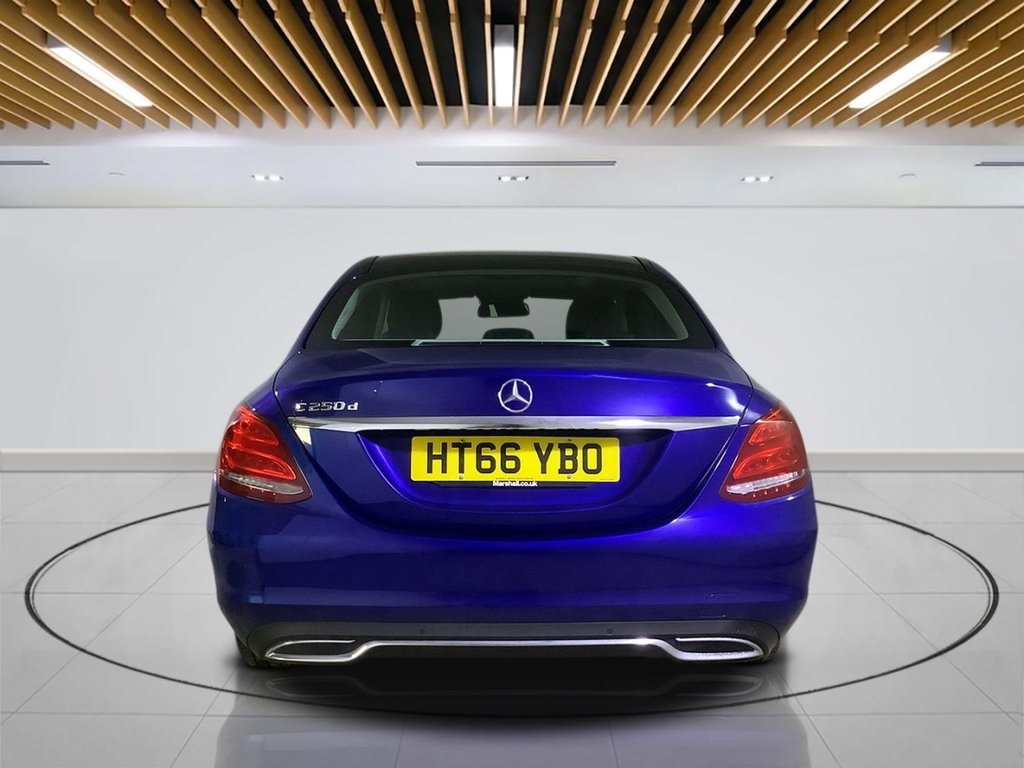 Used Mercedes-Benz C Class 2016 for sale - 76670652: Photo 6