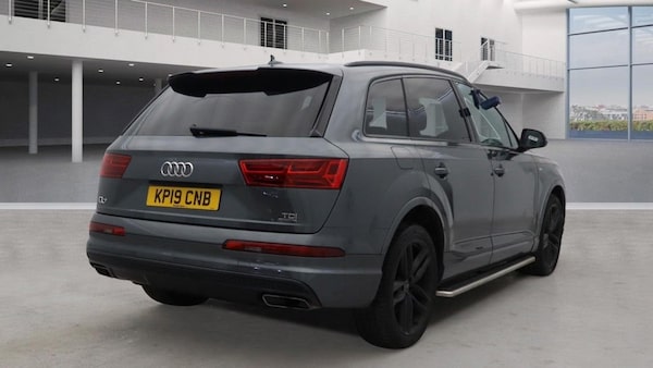 Used Audi Q7 2019 for sale - 76345371: Photo 4