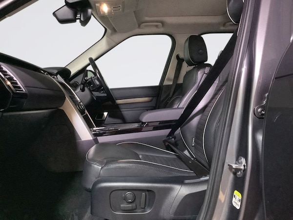 Used Land Rover Discovery 2018 for sale - 76256059: Photo 12