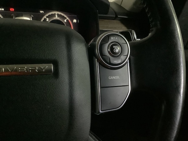 Used Land Rover Discovery 2018 for sale - 76256059: Photo 22