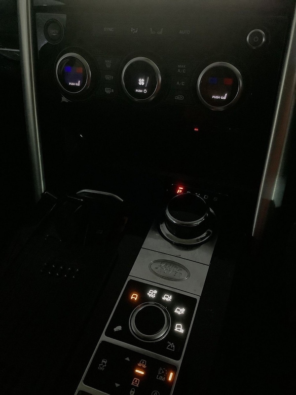 Used Land Rover Discovery 2018 for sale - 76256059: Photo 27