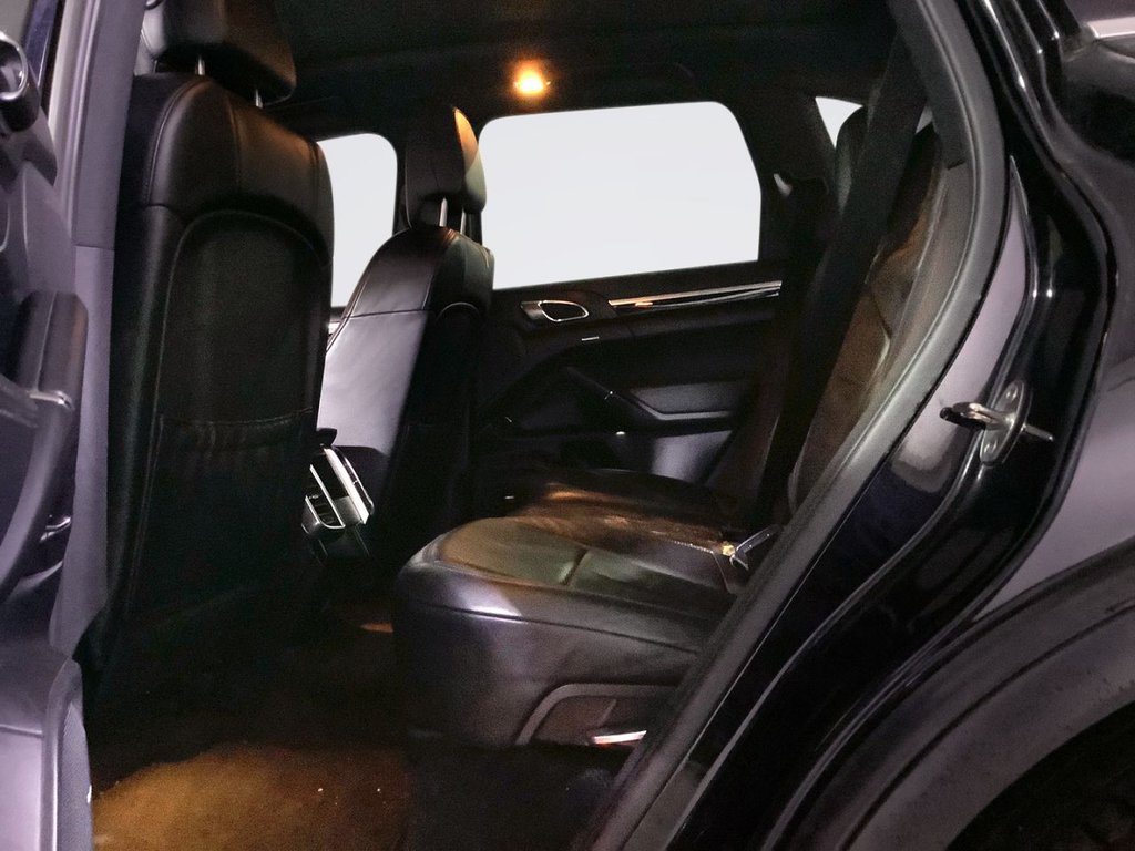 Used Porsche Cayenne 2014 for sale - 77199893: Photo 13