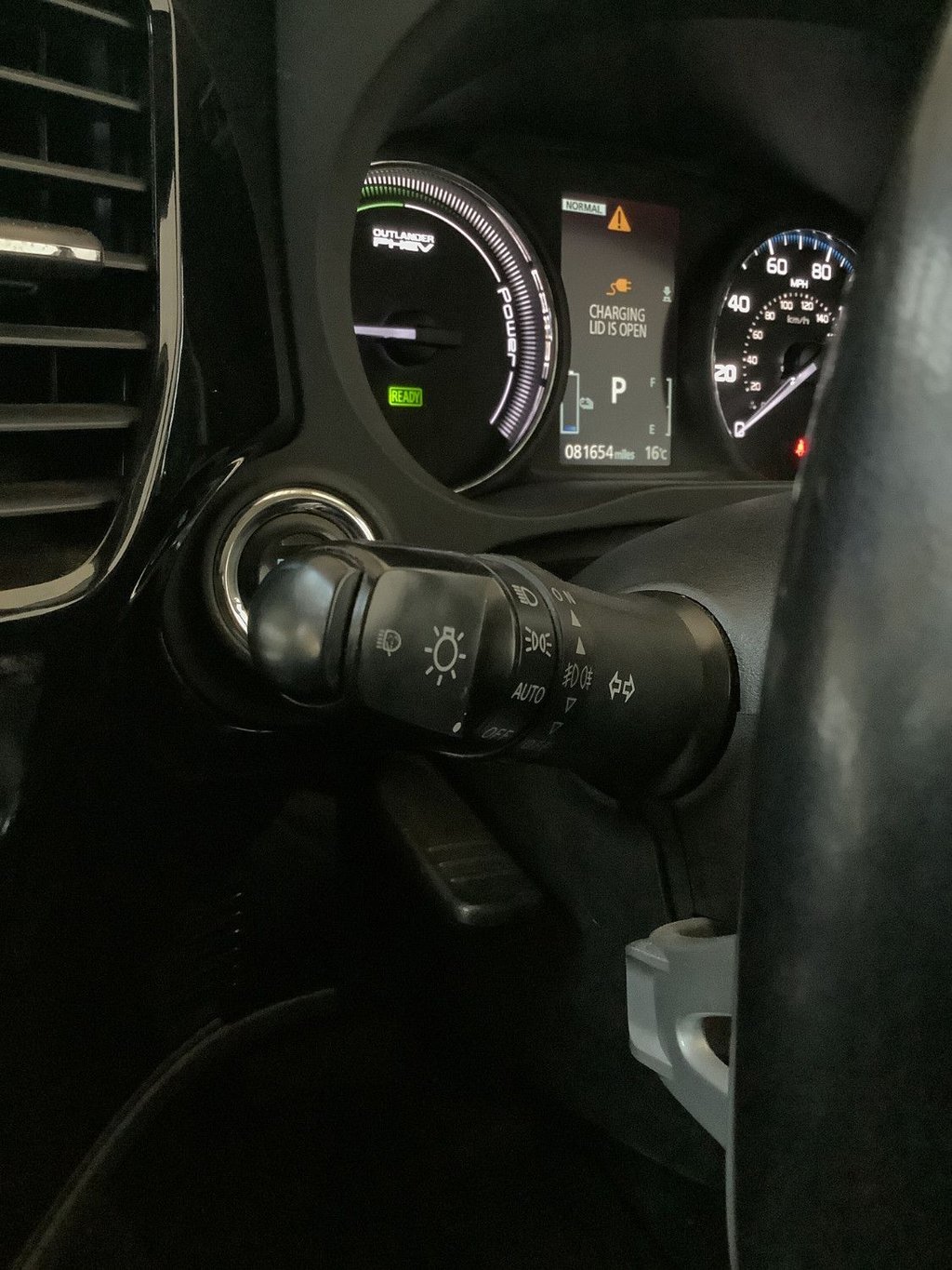 Used Mitsubishi Outlander 2015 for sale - 78123986: Photo 16