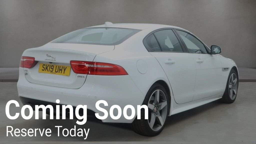 Used Jaguar XE 2019 for sale - 77755294: Photo 4