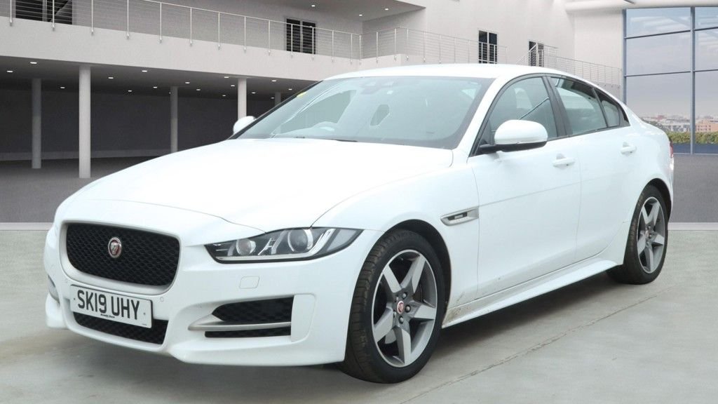 Used Jaguar XE 2019 for sale - 77755294: Photo 8