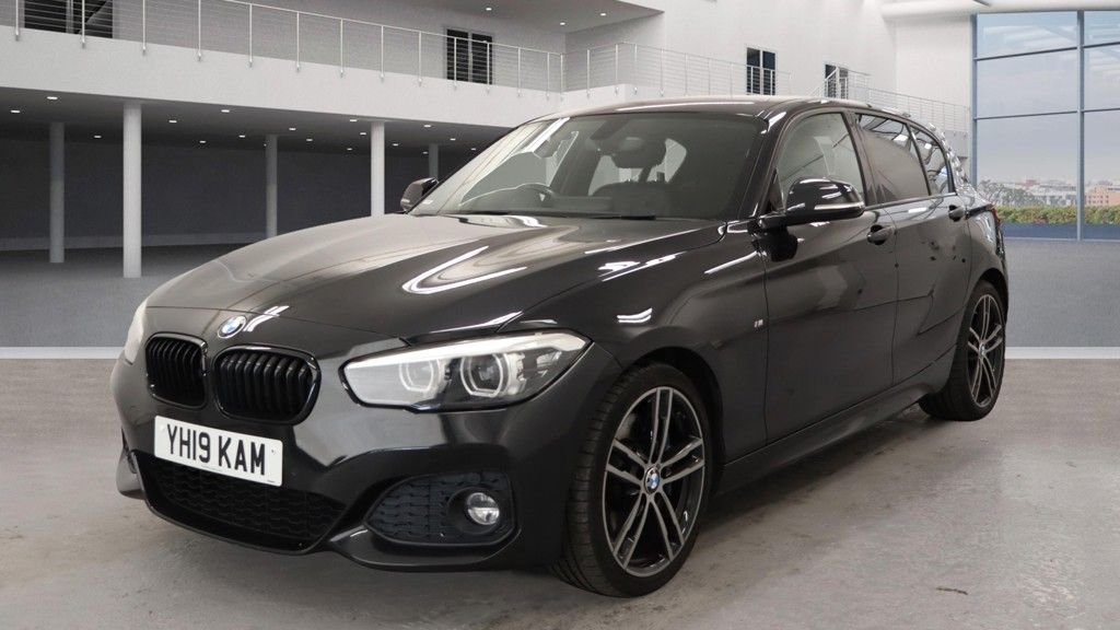 Used BMW 1 Series 2019 for sale - 76367858: Photo 2