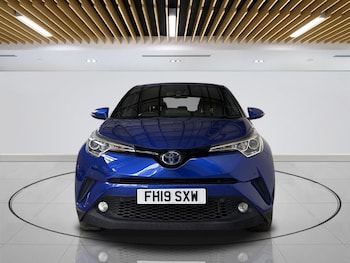 Used Toyota C-HR 2019 for sale - 78658103: Photo