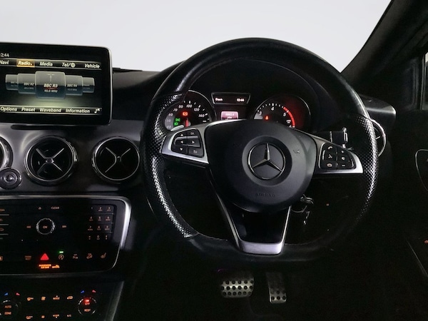 Used Mercedes-Benz GLA 2015 for sale - 76291135: Photo 15