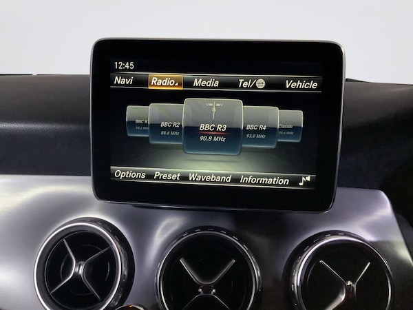 Used Mercedes-Benz GLA 2015 for sale - 76291135: Photo 23
