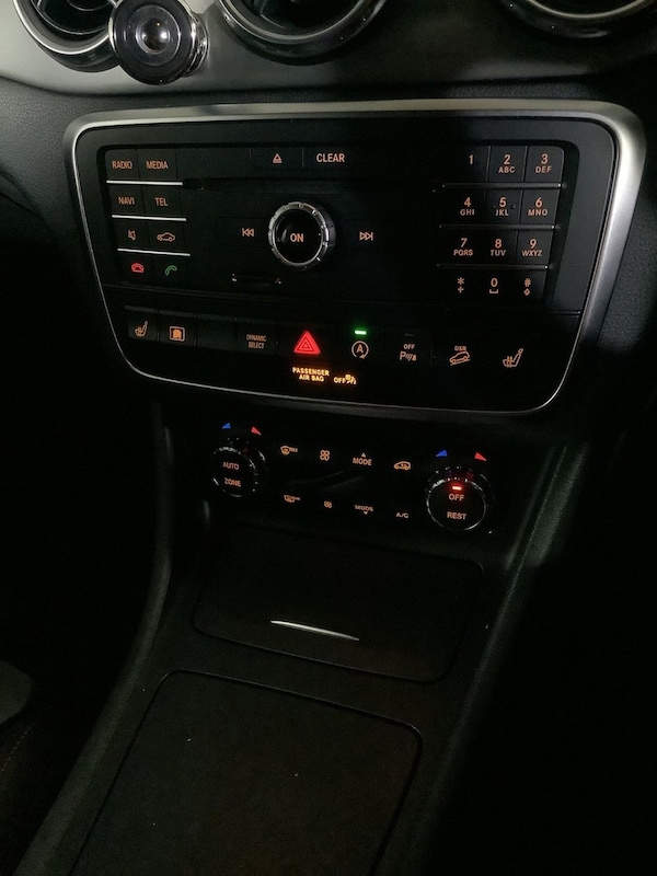 Used Mercedes-Benz GLA 2015 for sale - 76291135: Photo 24