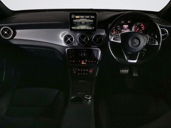 Used Mercedes-Benz GLA 2015 for sale - 76291135: Photo 3