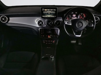 Used Mercedes-Benz GLA 2015 for sale - 76291135: Photo 3