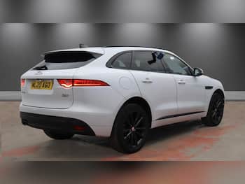 Used Jaguar F-Pace 2020 for sale - 79749237: Photo
