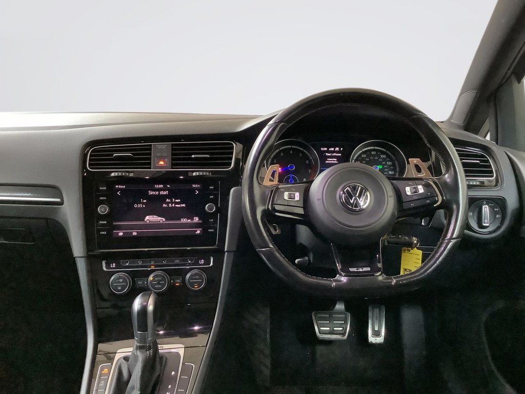 Used Volkswagen Golf 2017 for sale - 77978925: Photo 15