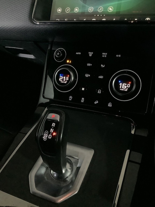 Used Land Rover Range Rover Evoque 2019 for sale - 76245501: Photo 25