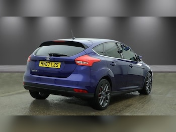 Used Ford Focus 2017 for sale - 78457778: Photo